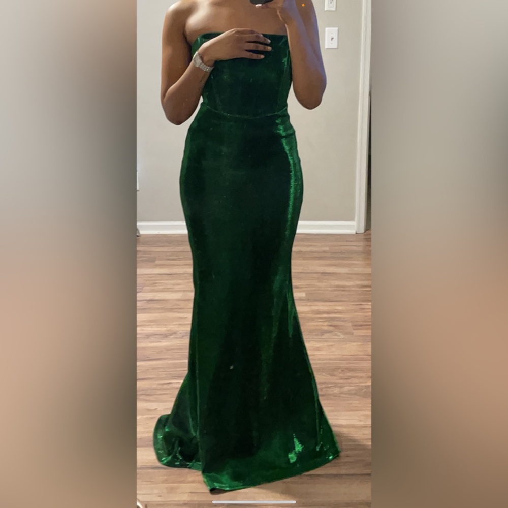 Evening dress! Can wear to prom, homecoming, holiday party, or any formal event